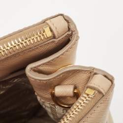 Pre Owned Prada Beige Saffiano Lux Leather Small Double Zip Tote