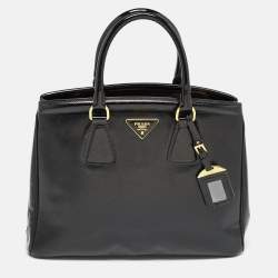 Pre Owned Prada Black Saffiano Patent Leather Parabole Tote