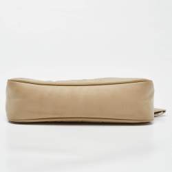 Pre Owned Prada Beige Nylon Re-Edition 2000 Baguette Bag