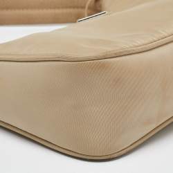Pre Owned Prada Beige Nylon Re-Edition 2000 Baguette Bag