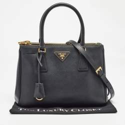 Pre Owned Prada Black Saffiano Leather Small Double Zip Tote
