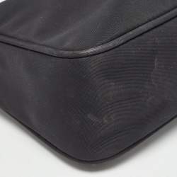 Prada Black Nylon Re-Edition 2000 Baguette Bag