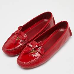 Pre Owned Prada Red Patent Leather Logo Detail Bow Loafers Size 38.5