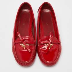 Pre Owned Prada Red Patent Leather Logo Detail Bow Loafers Size 38.5