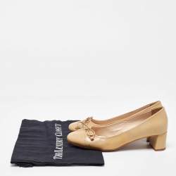 Pre Owned Prada Beige Patent Leather Bow Block Heel Pumps Size 36.5
