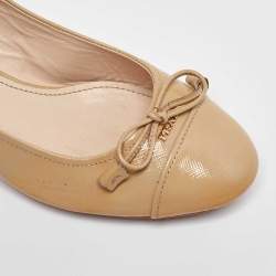 Pre Owned Prada Beige Patent Leather Bow Block Heel Pumps Size 36.5