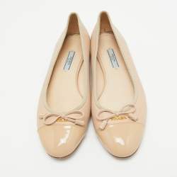 Pre Owned Prada Beige Leather and Patent Cap Toe Bow Ballet Flats Size 38.5