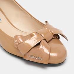 Prada Beige Patent Leather Bow Block Heel Pumps Size 38