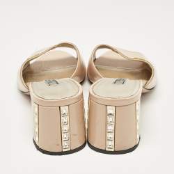 Pre Owned Prada Beige Vernice Saffiano Leather Crystal Embellished Slide Sandals Size 40.5