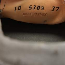 مملوكة مسبقًا Prada Grey Ostrich Leather Bow Loafers Size 37