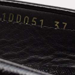 مملوكة مسبقًا Prada Black Patent Leather Logo Bow Loafers Size 37  