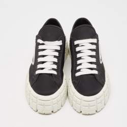 Pre Owned Prada Black Nylon Double Wheel Lace Up Sneakers Size 38.5