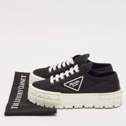 Pre Owned Prada Black Nylon Double Wheel Lace Up Sneakers Size 38.5