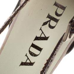 Pre Owned Prada Two Tone Leather Pointed Toe Kitten Heel Pumps Size 37.5