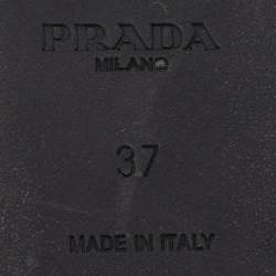 مملوكة مسبقًا Prada Black/Cream Canvas Symbole Slide Flats Size 37