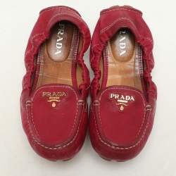Prada Pink Leather Logo Scrunch Loafers Size 35