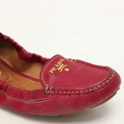 Prada Pink Leather Logo Scrunch Loafers Size 35