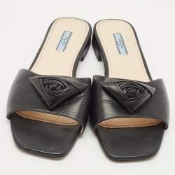 Pre Owned Prada Black Leather Triangle Flower Flat Slide Sandals Size 40