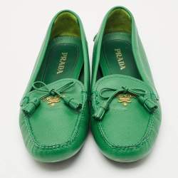 Pre Owned Prada Green Saffiano Leather Bow Slip On Loafers Size 38