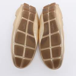 Pre Owned Prada Gold Leather Scrunch Slip On Loafers Size 39