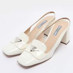 مملوكة مسبقًا حذاء كعب عالي برادا جلد لامع أبيض كعب مربع سميك سحاب خلفي مقاس 37.5