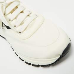 مملوكة مسبقًا حذاء رياضي برادا براكس نايلون أزرق بحري منخفض من أعلى مقاس 37.5