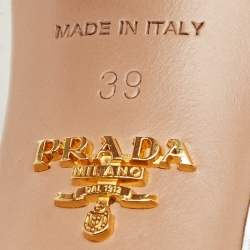 Pre Owned Prada Silver Leather Mary Jane Pumps Size 39