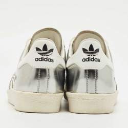 Pre Owned حذاء رياضي برادا × أديداس جلد فضي / أبيض برباط مقاس 39.5