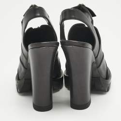 مملوكة مسبقًا Prada Black Leather Zip Detail Platform Sandals Size 39