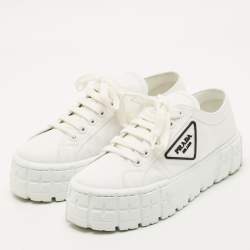 مملوكة مسبقًا حذاء رياضي برادا بعجلتين مزدوجتين من نسيج جاكار أبيض مقاس 38