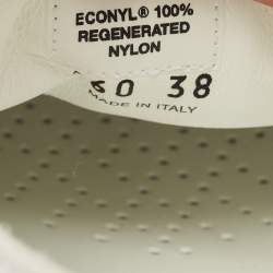 مملوكة مسبقًا حذاء رياضي برادا بعجلتين مزدوجتين من نسيج جاكار أبيض مقاس 38