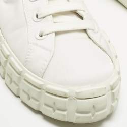 Pre Owned Prada White Re-Nylon Gabardine Metal Triangle Pouch Pocket Sneakers Size 39