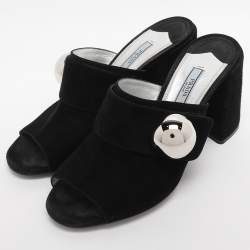 مملوكة مسبقًا صندل سلايد برادا سويدي أسود كعب سميك مقاس 37.5