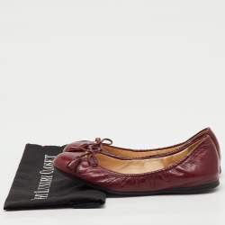 Pre Owned Prada Burgundy Leather Bow Scrunch Ballet Flats Size 37.5