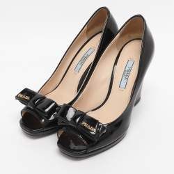 Pre Owned Prada Black Patent Leather Bow Peep Toe Wedge Pumps Size 35.5