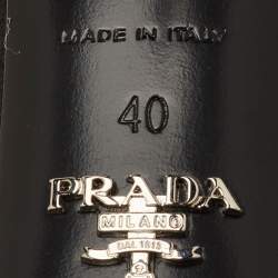 Pre Owned صندل سلايد برادا ساتان أسود مزخرف بالكريستال مقاس 40