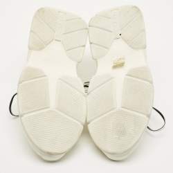 Pre Owned حذاء رياضي برادا قماش محبوك أبيض بأربطة مقاس 40.5