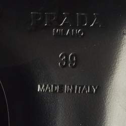 مملوكة مسبقًا Prada Size 39 Black/Orange Neoprene and Patent Leather Pointed Ankle Length Boots