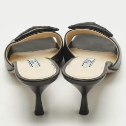 Pre Owned Prada Soft Size 40 Black Leather Flower Embellished Slide Sandals