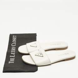 مملوكة مسبقًا Prada Size 38 White Leather Triangle Logo Detai Flat Sandals