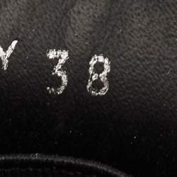 مملوكة مسبقًا حذاء لوفرز برادا بلاك برش جلد مثلث شعار بلاتفورم مقاس 38