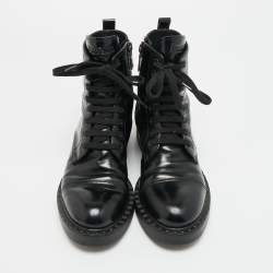 مملوكة مسبقًا Prada Size 37.5 Black Leather Combat Boots
