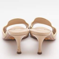 مملوكة مسبقًا صندل سلايد برادا جلد لامع سافيانو بيج مقاس 39