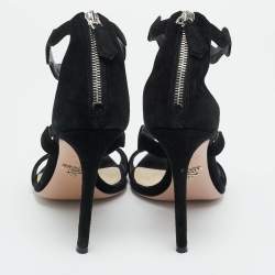 Pre Owned صندل سير كاحل بريدا سويدي مموج أسود مقاس 37.5