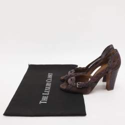 مملوكة مسبقًا حذاء كعب عالي برادا قماش كانفاس بنفسجي و جلد منقوش مقلّم بمقدمة مفتوحة مقاس 36