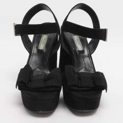مملوكة مسبقًا Prada Bow Size 39 Black Suede Ankle Strap Platform Sandals