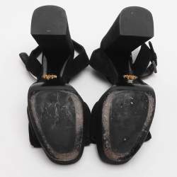 مملوكة مسبقًا Prada Bow Size 39 Black Suede Ankle Strap Platform Sandals