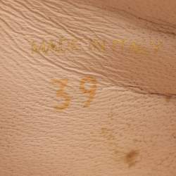 مملوكة مسبقًا Prada Logo Size 39 Lime Patent Leather Slide Sandals