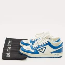 مملوكة مسبقًا حذاء رياضي برادا داونتاون جلد أزرق/أبيض بعنق منخفض مقاس 36.5