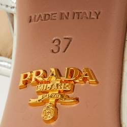 مملوكة مسبقًا صن دل برا\\U062F\\U0627 جلد أبيض/فضي كعب عريض مقاس 37